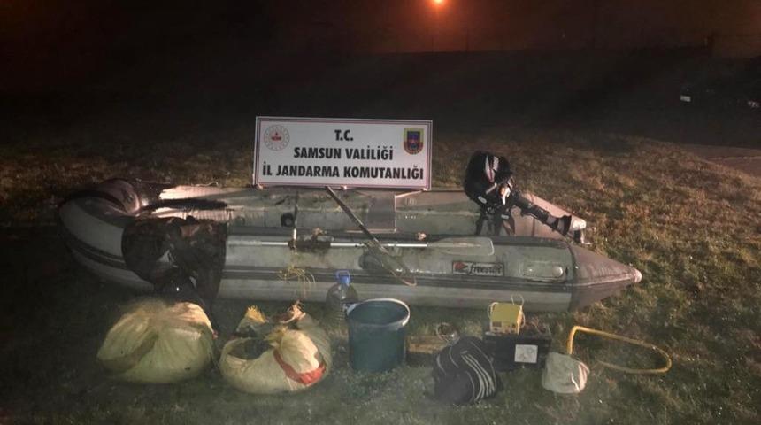 Ka&ccedil;ak avcılığa jandarma fırsat vermedi