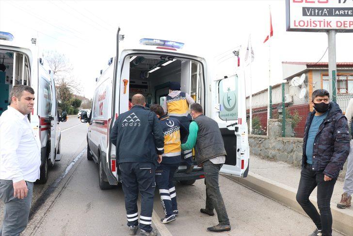Sakarya'da trafik kazası: 5 yaralı G1