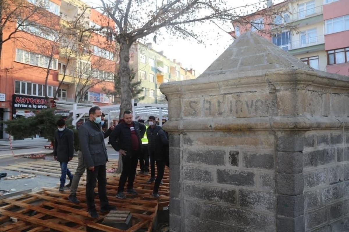 Niğde Belediye Başkanı &Ouml;zdemir &ccedil;alışmalarını s&uuml;rd&uuml;r&uuml;yor