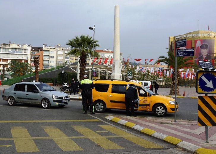 Efeler’de polis ekipleri denetimlerine devam ediyor G3