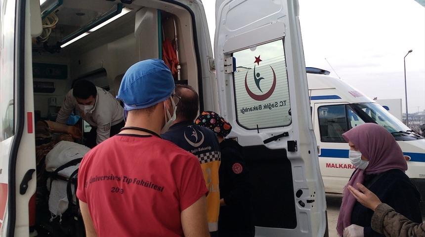 Sokağa çıkma kısıtlamasında ava giden kişinin tüfeğinden çıkan saçmalar arkadaşını yaraladı