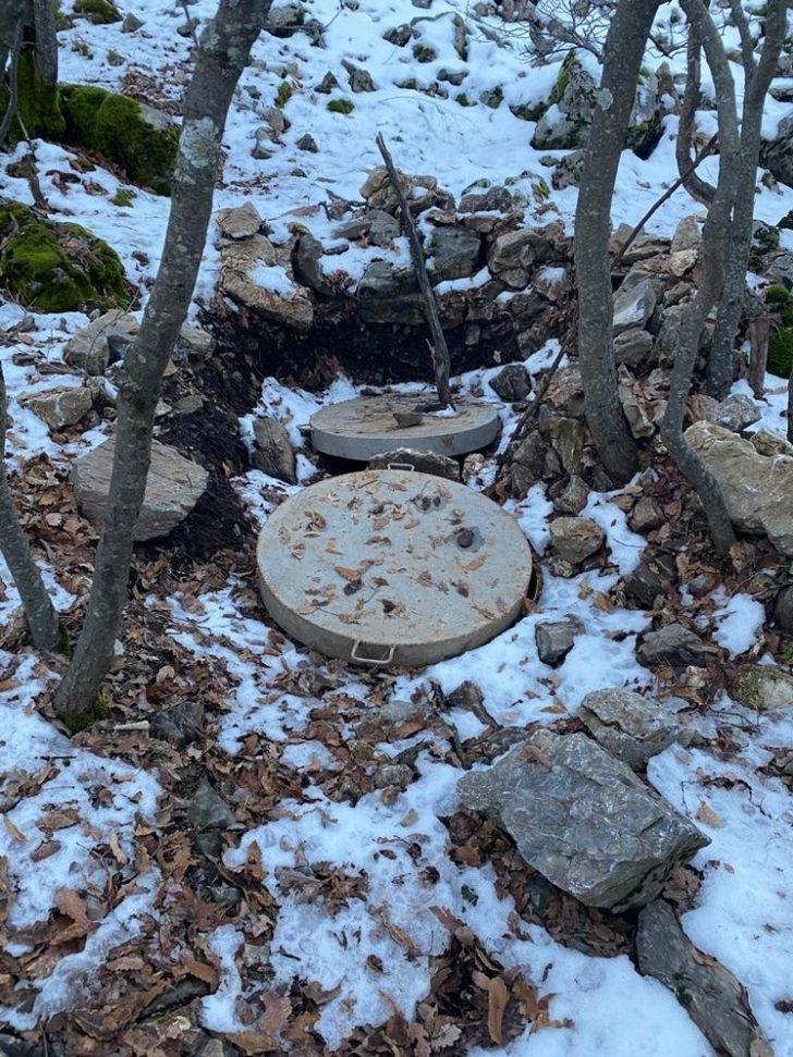 Bitlis’te 10 sığınak ile çok sayıda mühimmat ele geçirildi G2