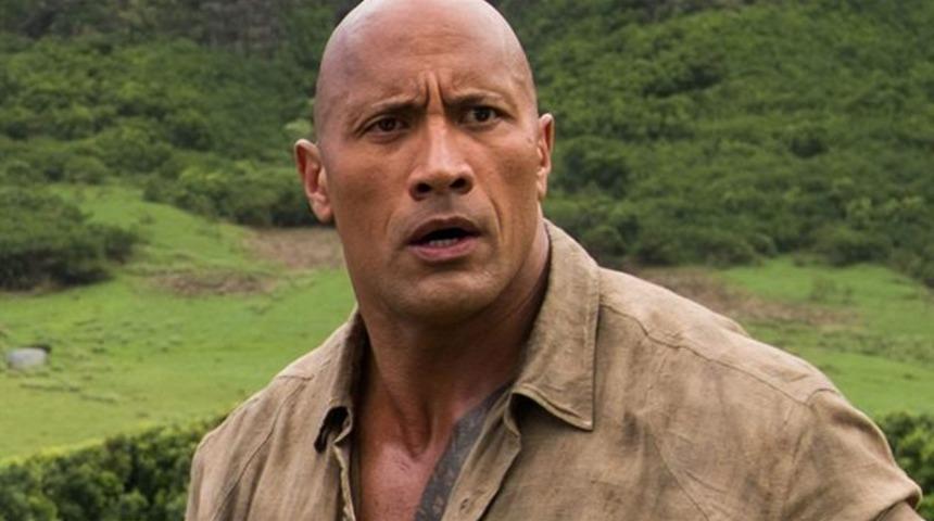 Dünyanın en çok kazanan aktörü Dwayne Johnson, eski dostunu böyle ağlattı 