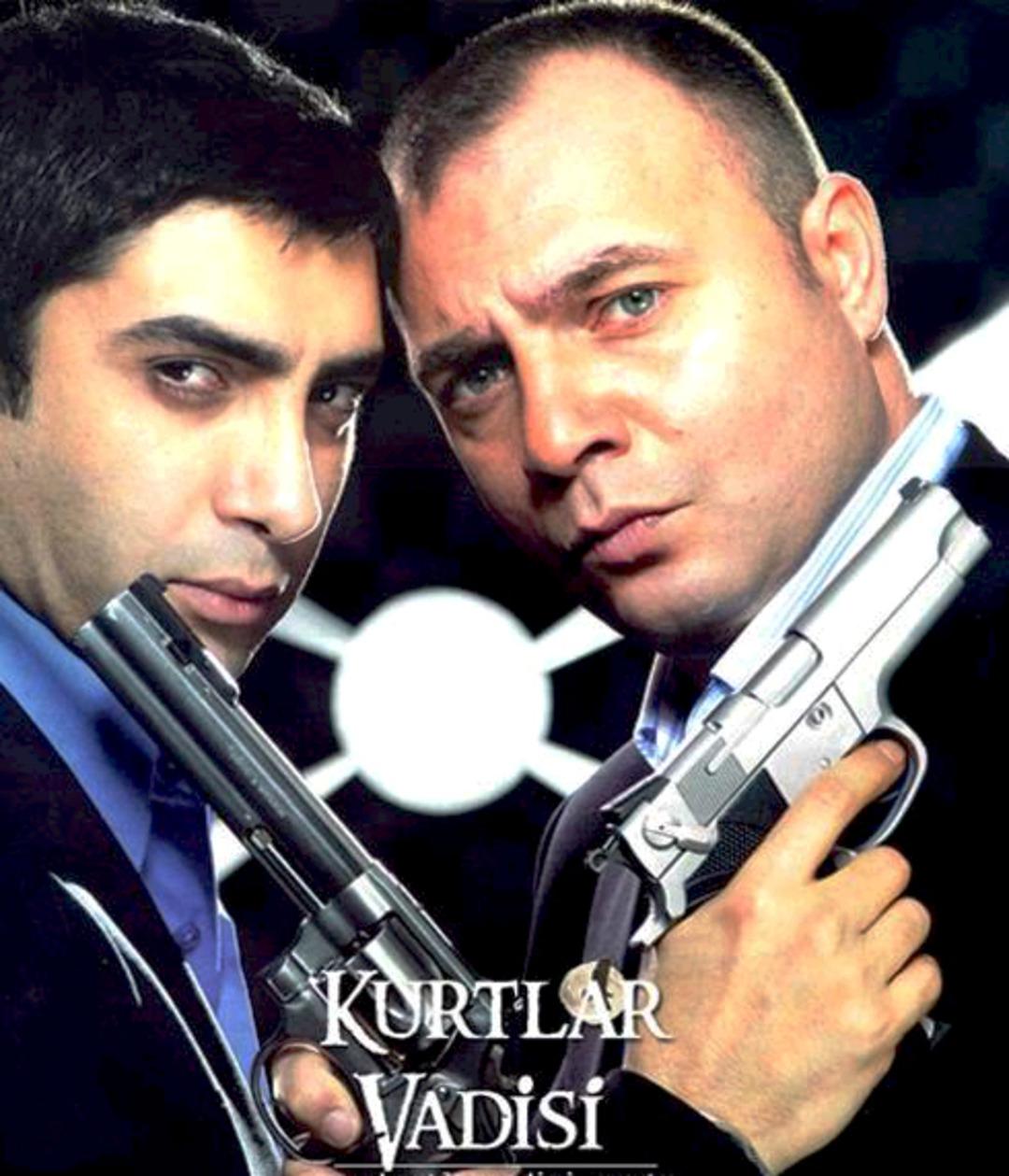 Kurtlar Vadisi Kaos dizisinin adı yetti! Sosyal medya &ccedil;ıldırdı 