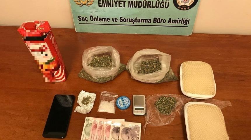 Meyve suyu kutusuna gizlenmiş uyuşturucu ele ge&ccedil;irildi