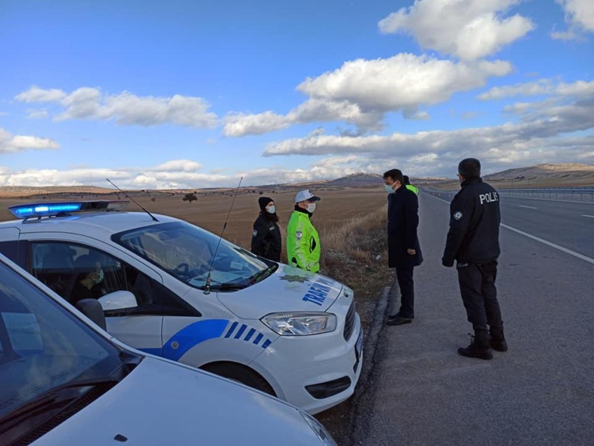 Kaymakam trafik denetimine katıldı