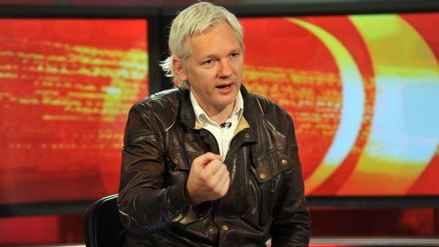 Assange BBC'ye kaynaklarını korumak için herşeyi şifrelediğini söyledi