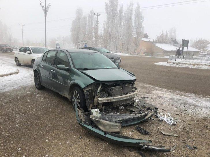 Horasan’da sis kazaya neden oldu G4