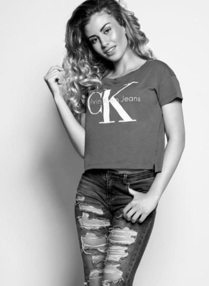 Film vaadiyle kaçırılan manken yaşadıklarını anlattı G5