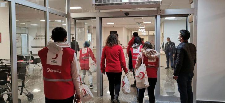 Stant açarak kan bağışının önemi anlattılar G3