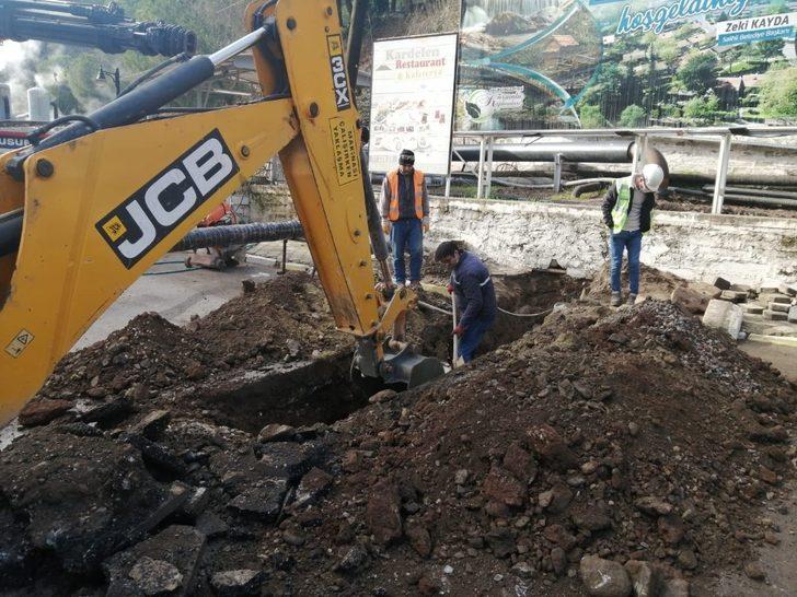 Salihli Belediyesi ekipleri yeni yıl kısıtlamasında sahada çalıştı G2