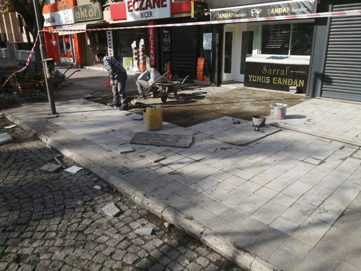 Salihli Belediyesi ekipleri yeni yıl kısıtlamasında sahada çalıştı G4