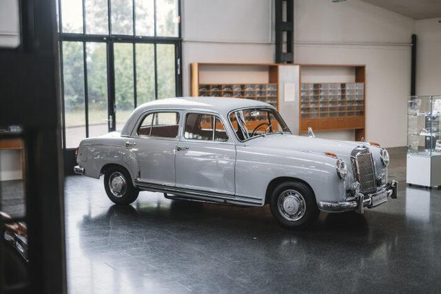 1954-Mercedes-W180