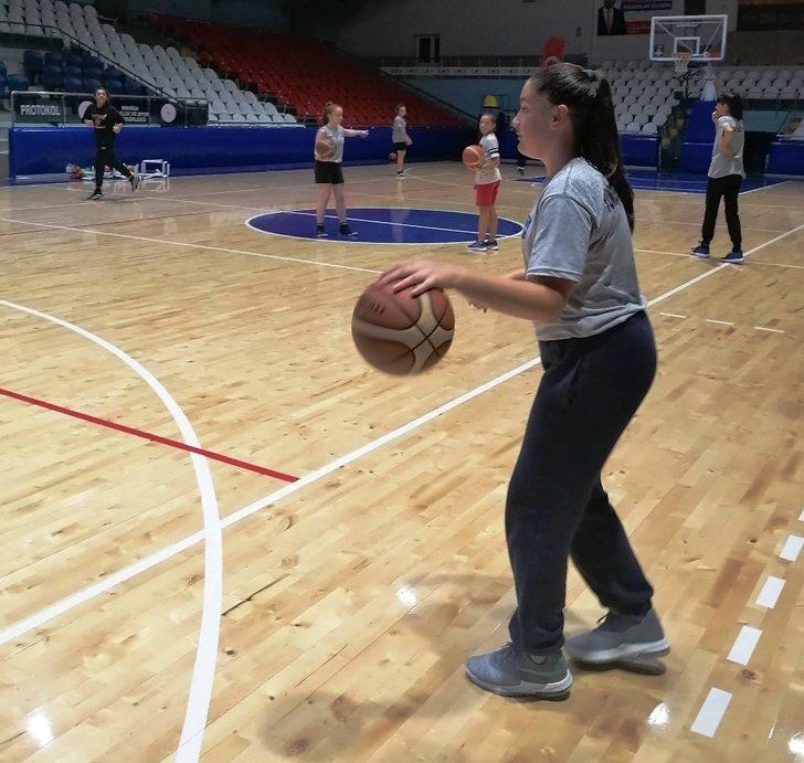 Ceren’in hedefi annesi gibi başarılı olmak G2