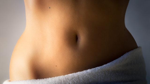 Abdominoplasti (karın germe) ameliyatı nedir? Karın germe ameliyatı sonrası bunlara dikkat!