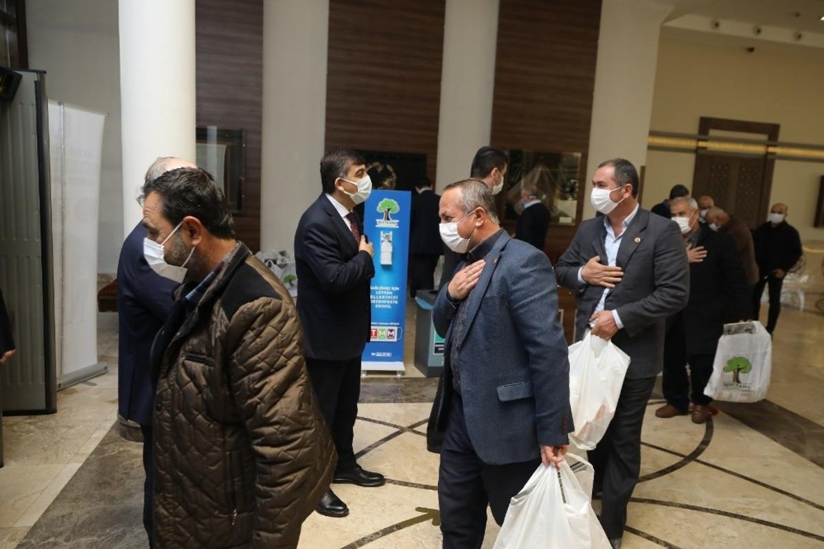 Fadıloğlu ile Kalaylı muhtarla bir araya geldi