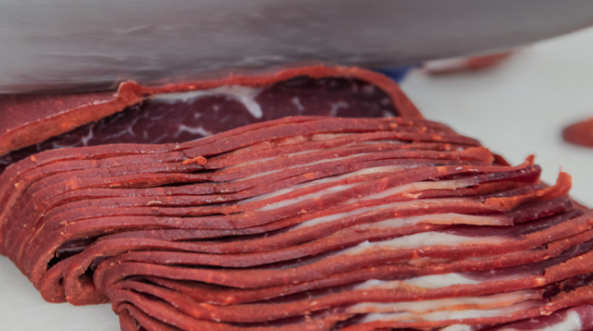 Vedat Milor'dan pastırma anketi! Kayseri ile Kastamonulu üreticiler karşı karşıya 