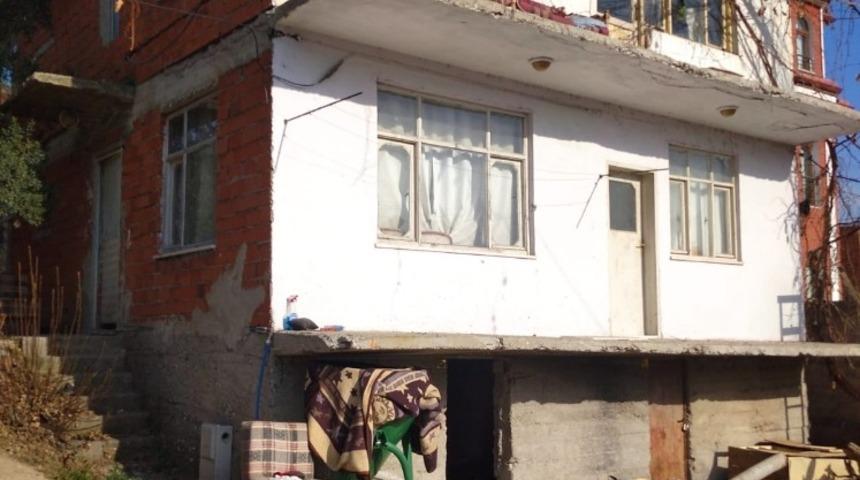 Kendisinden 3 g&uuml;nd&uuml;r haber alınamayan yaşlı adam evinde &ouml;l&uuml; bulundu