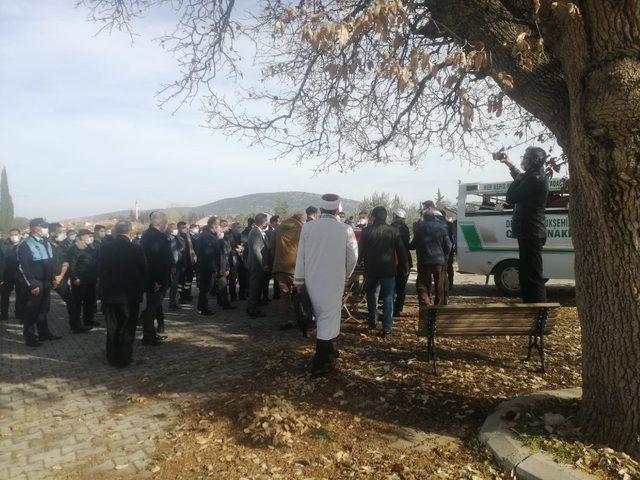 Türkiye Kamu-Sen Denizli İl Temsilcisi Rayif Kurşunoğlu toprağa verildi