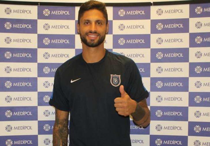 Türkiye'den ayrılıp yeniden geri dönen futbolcular G4