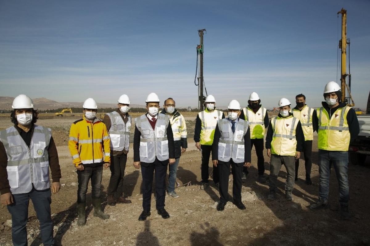 B&uuml;y&uuml;kkılı&ccedil;&rsquo;tan havalimanı &ccedil;alışmalarına yakın markaj