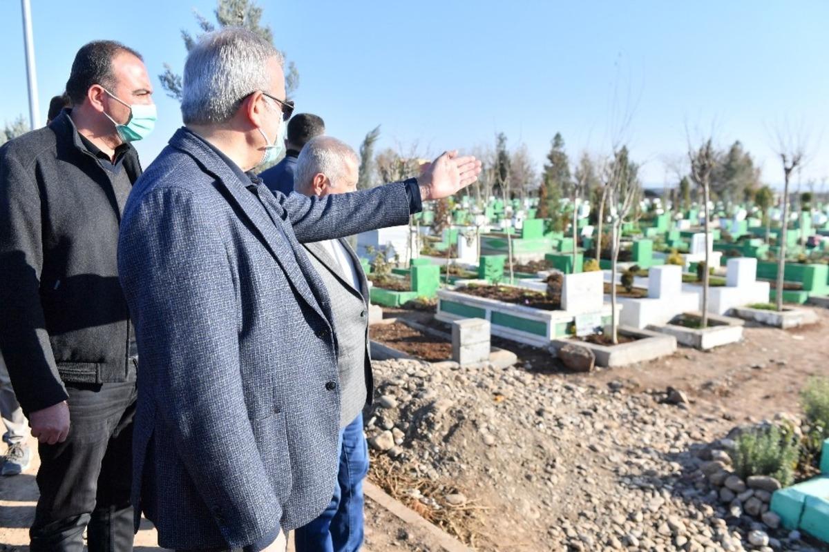 Vali Karaloğlu asfalt ve d&uuml;zenleme &ccedil;alışmalarını inceledi