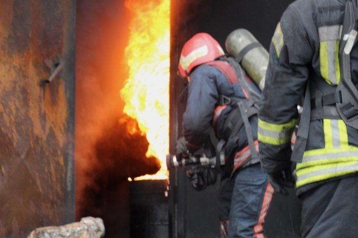 Manisa İtfaiyesinin 2020 yılı mücadeleyle geçti G4