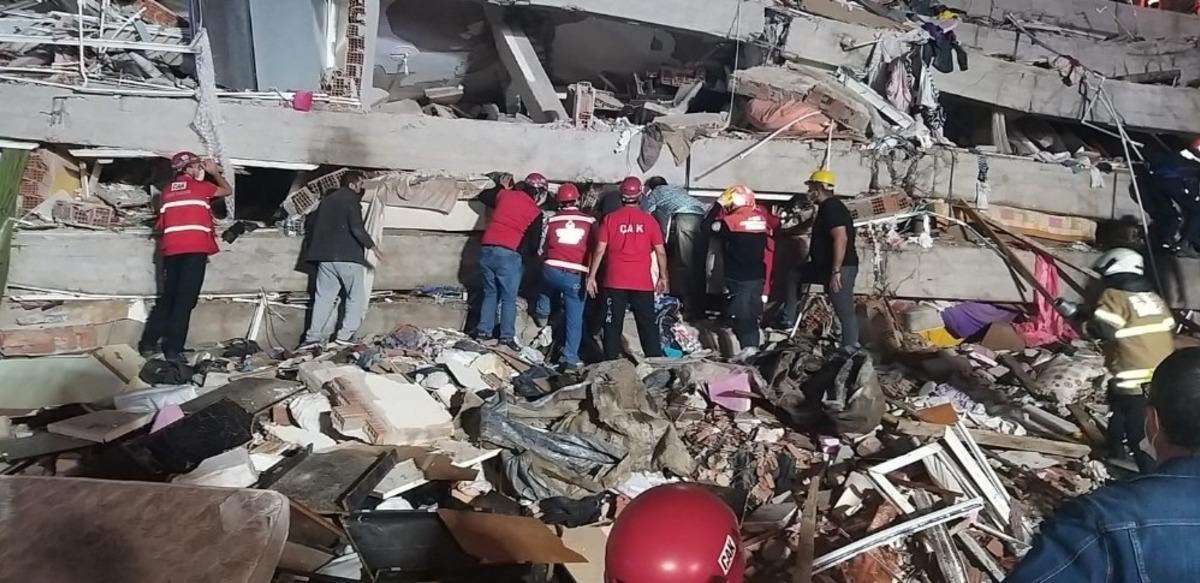 &Ccedil;iğli Belediyesinden kadınlara afet y&ouml;netim eğitimi