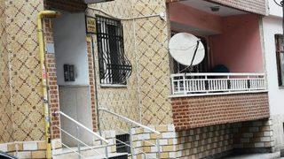 Ev arkadaşı 2 kadın arasında bıçaklı kavga