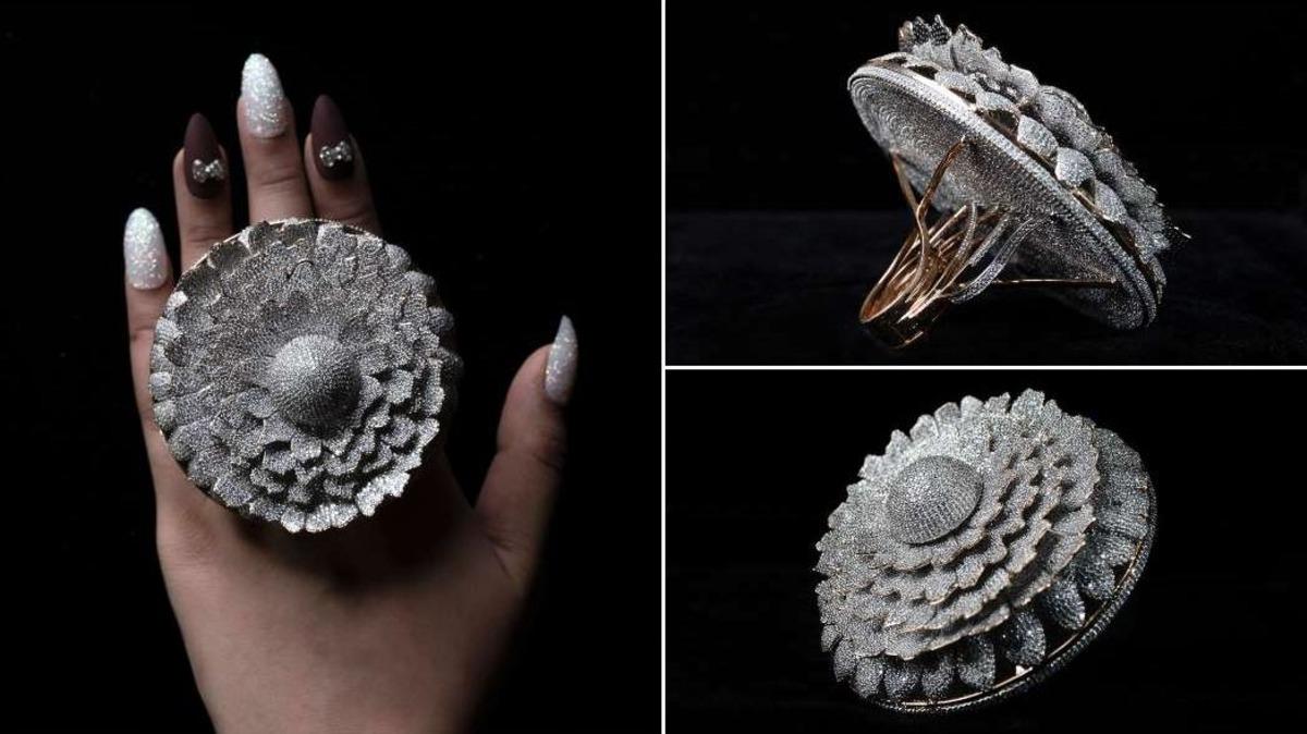 Hindistan'da 12 bin 638 elmas bulunan y&uuml;z&uuml;k Guinness'e girdi