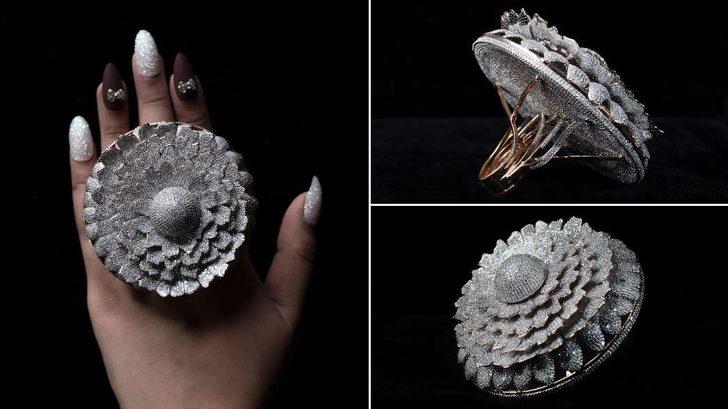 Hindistan'da 12 bin 638 elmas bulunan yüzük Guinness'e girdi G1