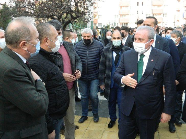 Meclis Başkanı Şentop, arkadaşının cenazesine katıldı G4