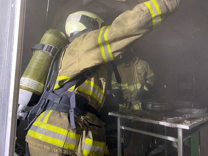 Kızgın yağlar yangın çıkarttı G2