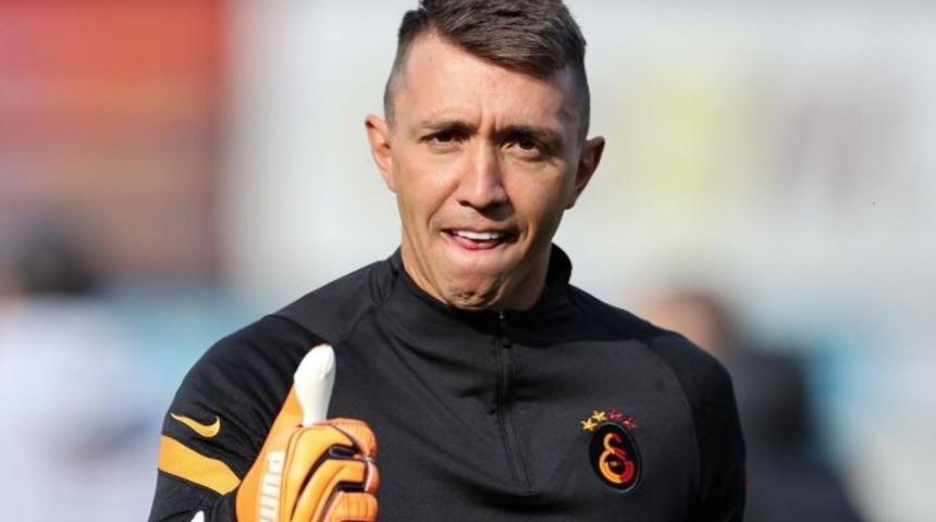 Galatasaraylı Muslera ve diğer Uruguaylı futbolculardan Canavi'ye destek