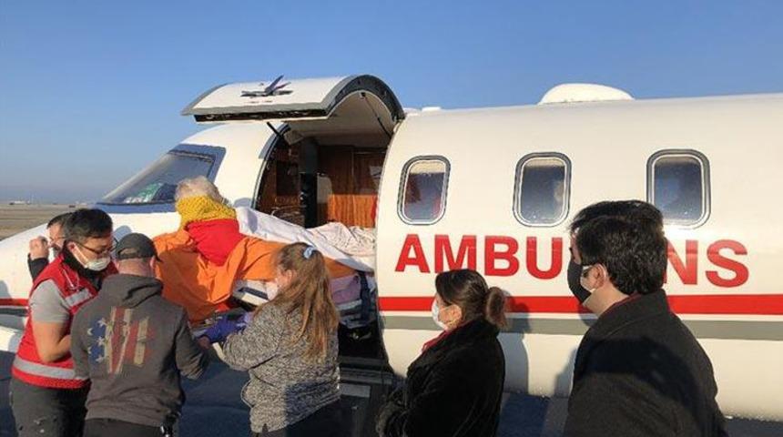 Prof. Dr. İlhan Başg&ouml;z, ambulans u&ccedil;akla T&uuml;rkiye&rsquo;ye nakledildi