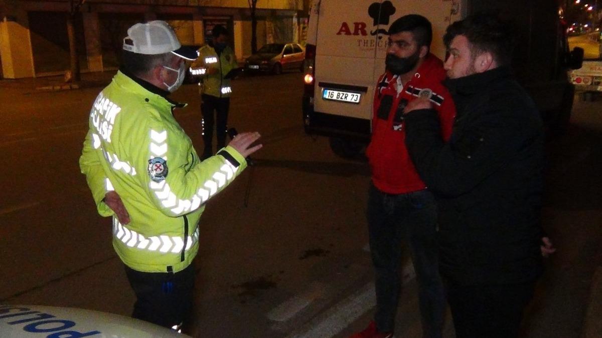 Alkolden ehliyetine el konulan s&uuml;r&uuml;c&uuml; polise yakalandı