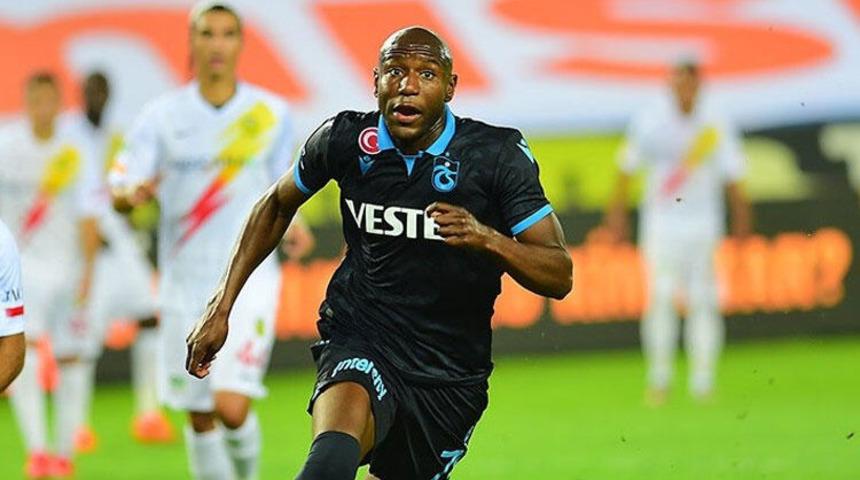 Benik Afobe ile Trabzonspor'un yolları ayrılıyor