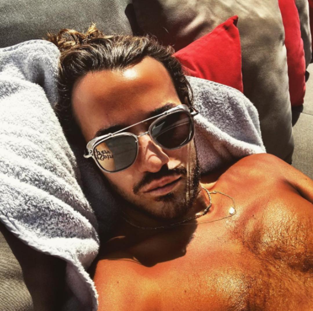 İngiltere T&uuml;rk Playboy'u konuşuyor! Serveti dudak u&ccedil;uklattı 