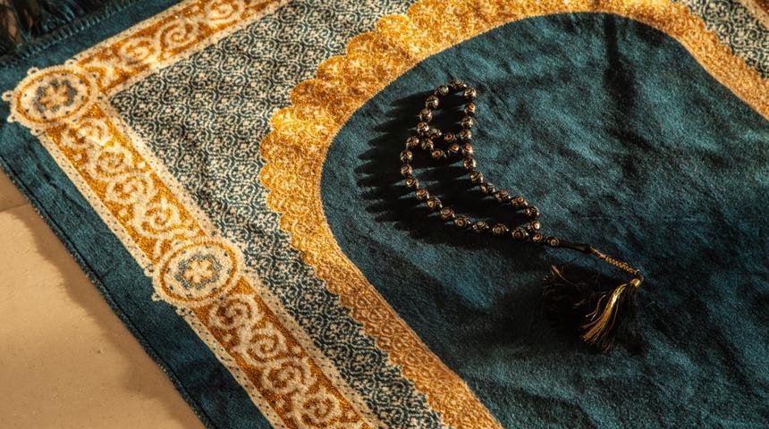 Namaz sureleri ve duaları nelerdir? Sırasıyla namaz sure ve duaları