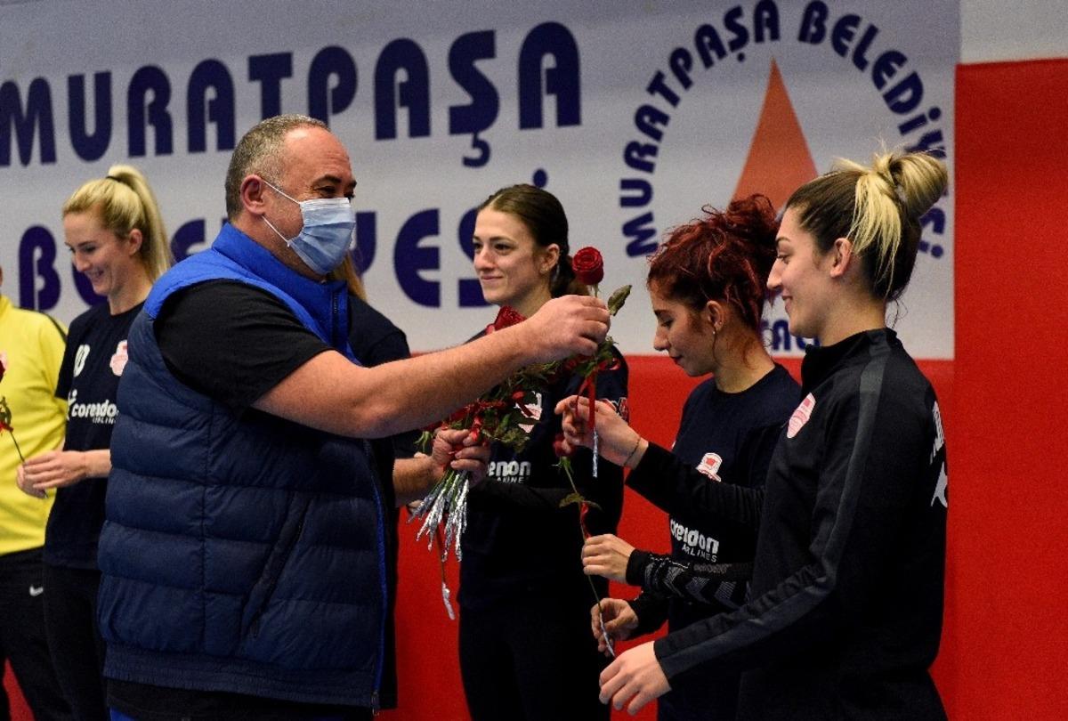 Muratpaşa Belediyespor&rsquo;da Kadir Ayar d&ouml;nemi resmen başladı