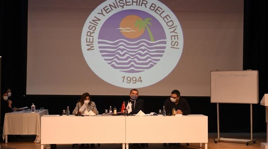 &Ouml;zyiğit: &ldquo;Yenişehir&rsquo;de 20 binin &uuml;zerinde eve girdik&rdquo;