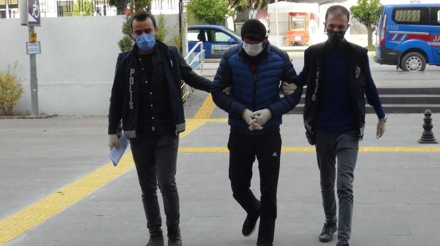 Hırsızlıktan utanmadı  &ldquo;Abi bu g&ouml;r&uuml;nt&uuml;ler internette falan yayınlanmaz değil mi?&rdquo; diye sordu