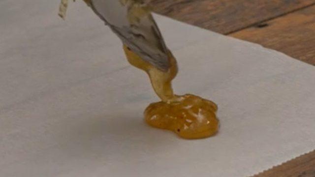 Şifalı boğaz pastili tarifi! Öksürüğü anında kesiyor, boğaz ağrısı derdinden kurtarıyor