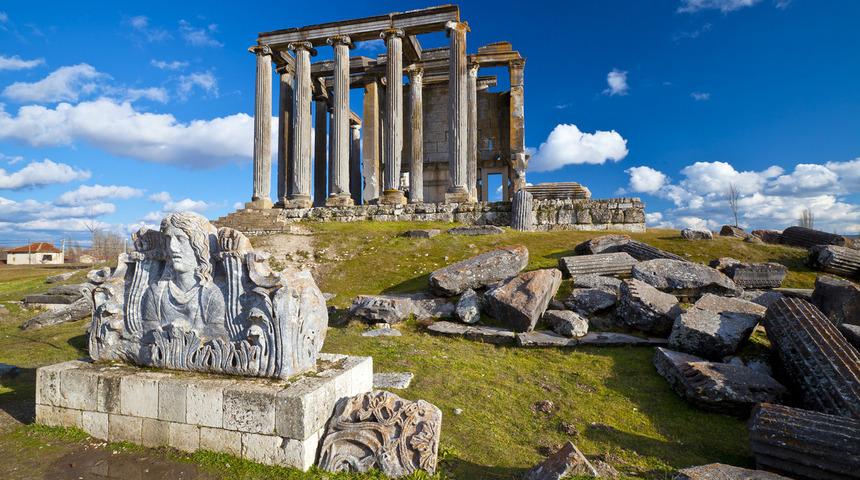 Aizanoi Antik Kenti nerede, nasıl gidilir? Aizanoi Antik Kenti hakkında bilgi