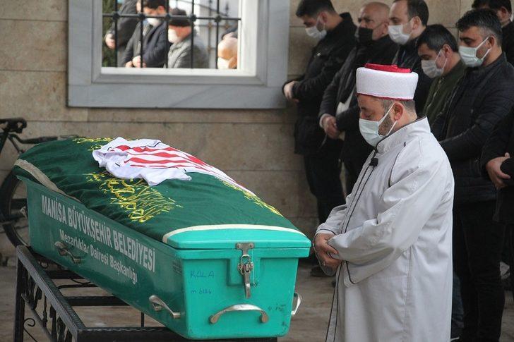 Duayen başkan gözyaşları arasında son yolculuğuna uğurlandı G3