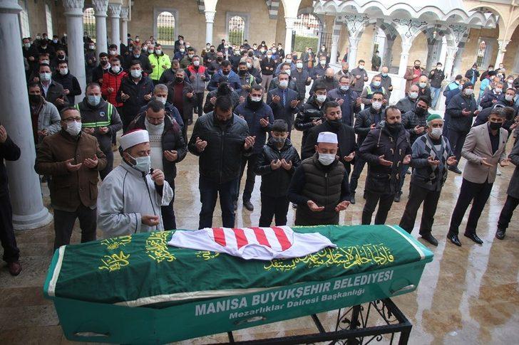 Duayen başkan gözyaşları arasında son yolculuğuna uğurlandı G4