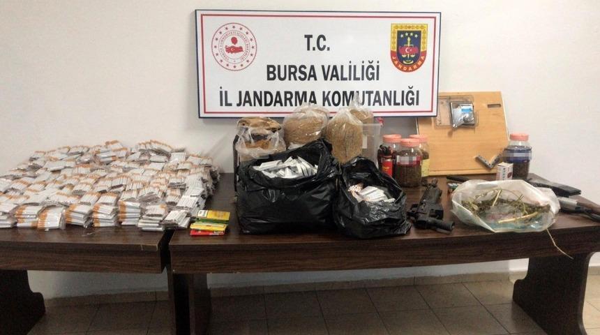 Bursa&rsquo;da ka&ccedil;ak sigara operasyonu: 2 g&ouml;zaltı