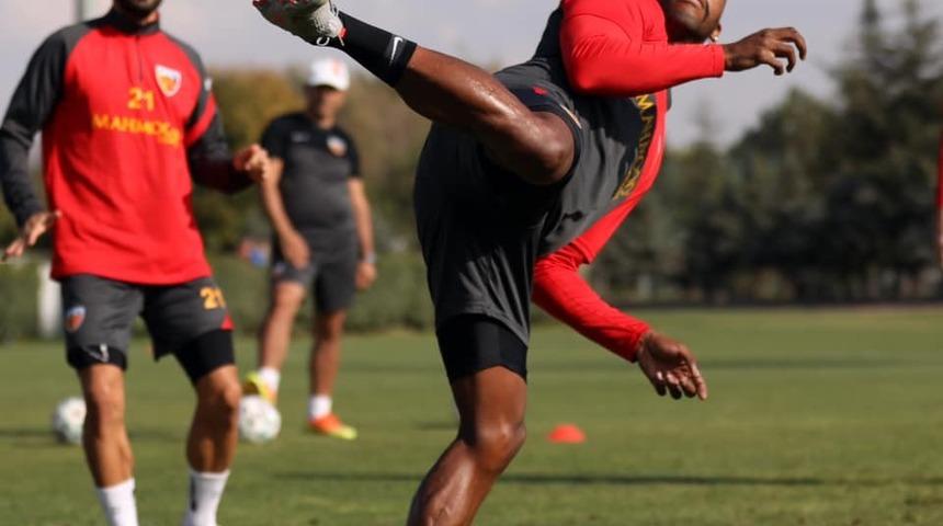 Kayserispor&rsquo;da Fernandes kadroda