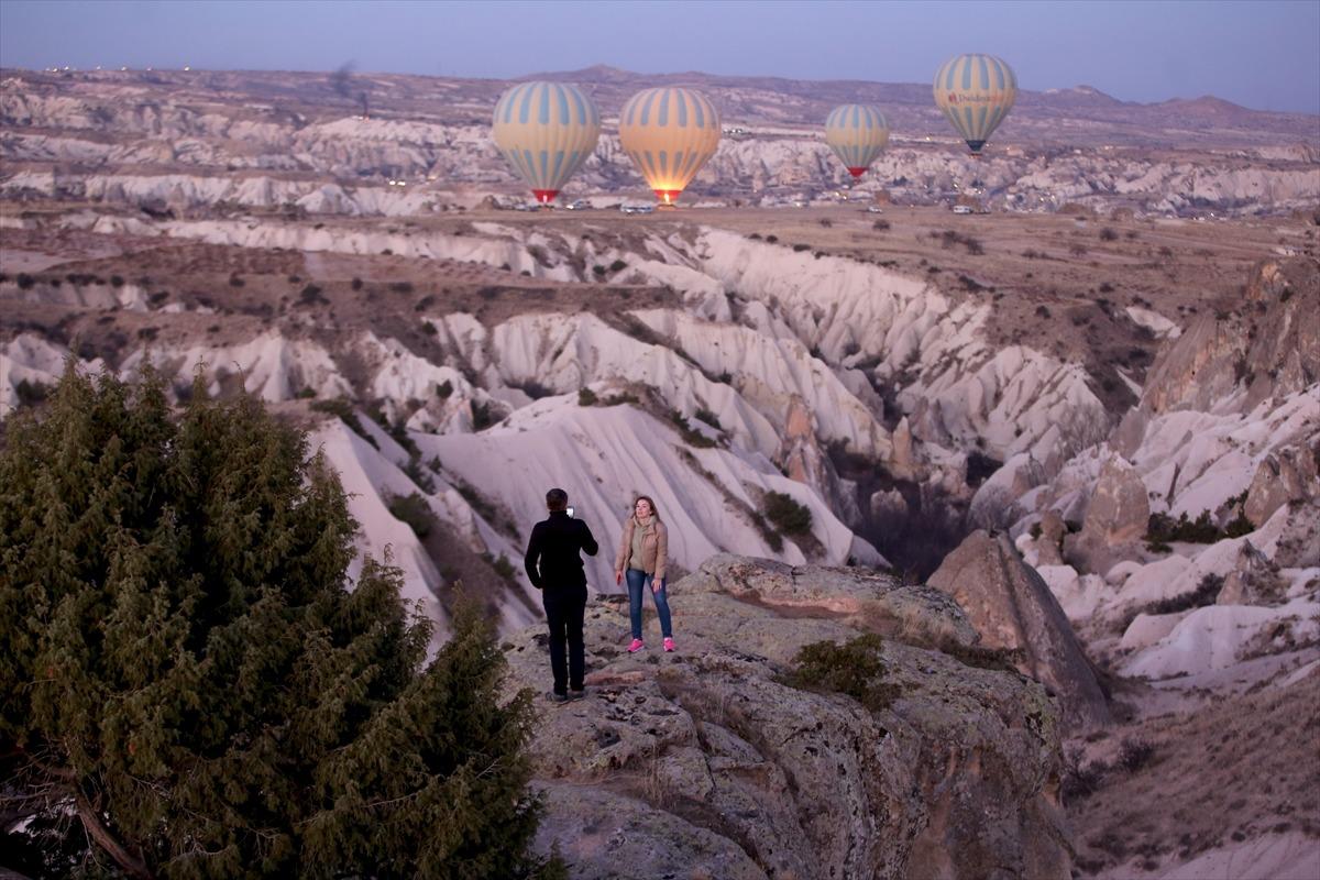 Kapadokya'yı ge&ccedil;en yıl 992 bin 620 turist gezdi