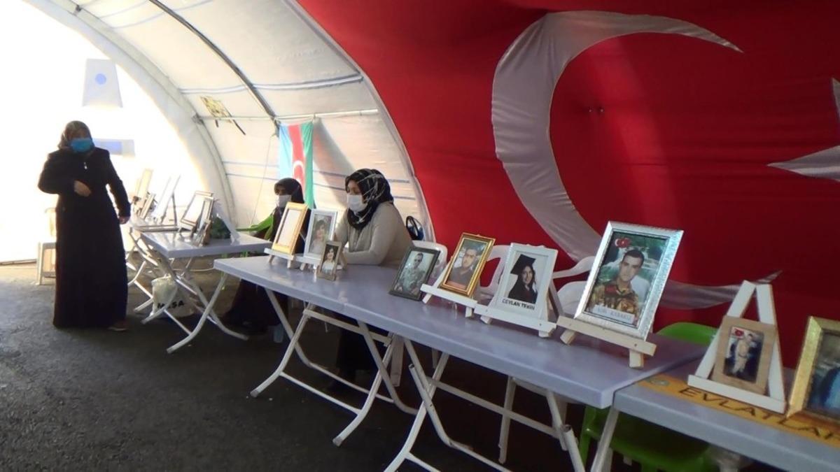 Evlat n&ouml;betindeki aileler PKK&rsquo;nın 13 yıl &ouml;nceki katliamını unutmadı